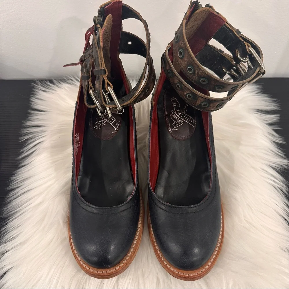 FREEBIRD 🦅 CANDELLA Navy Multi Leather Buckle Shoes Size 7 - Picture 9 of 12